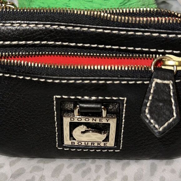 DOONEY & BOURKE COIN PURSE/KEY RING NWOT - Picture 3 of 6